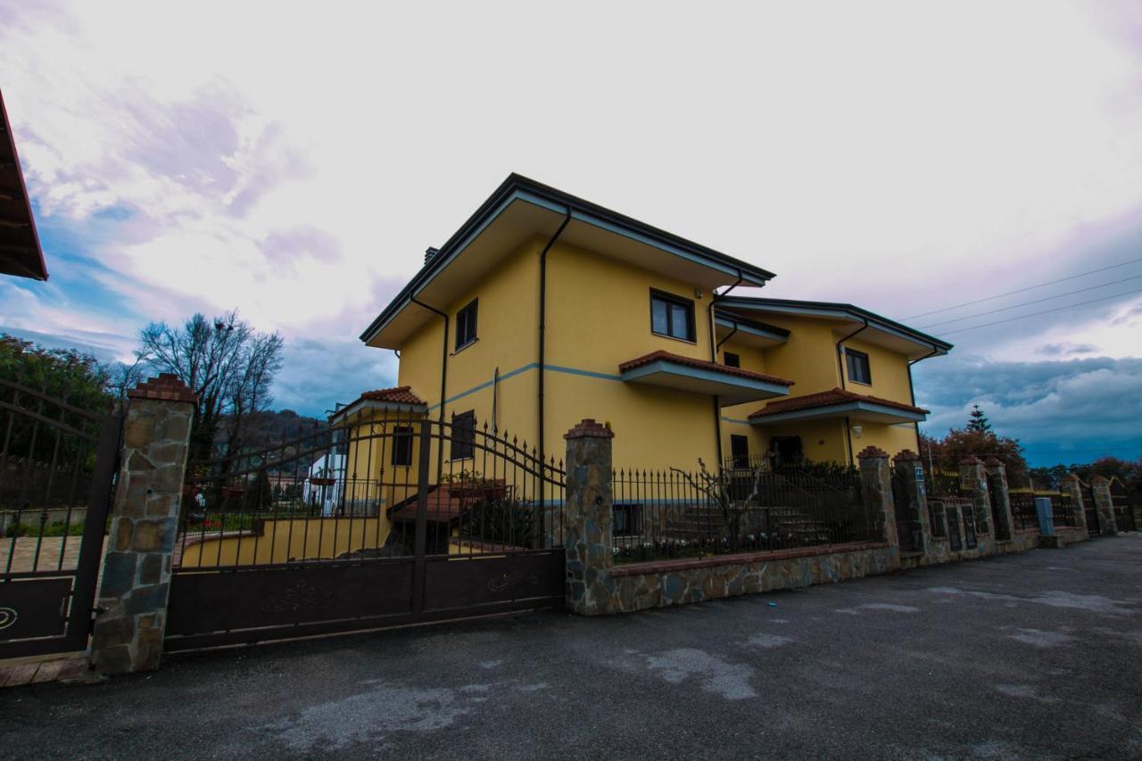 B&B La Casa Di Betty Albanella Kültér fotó